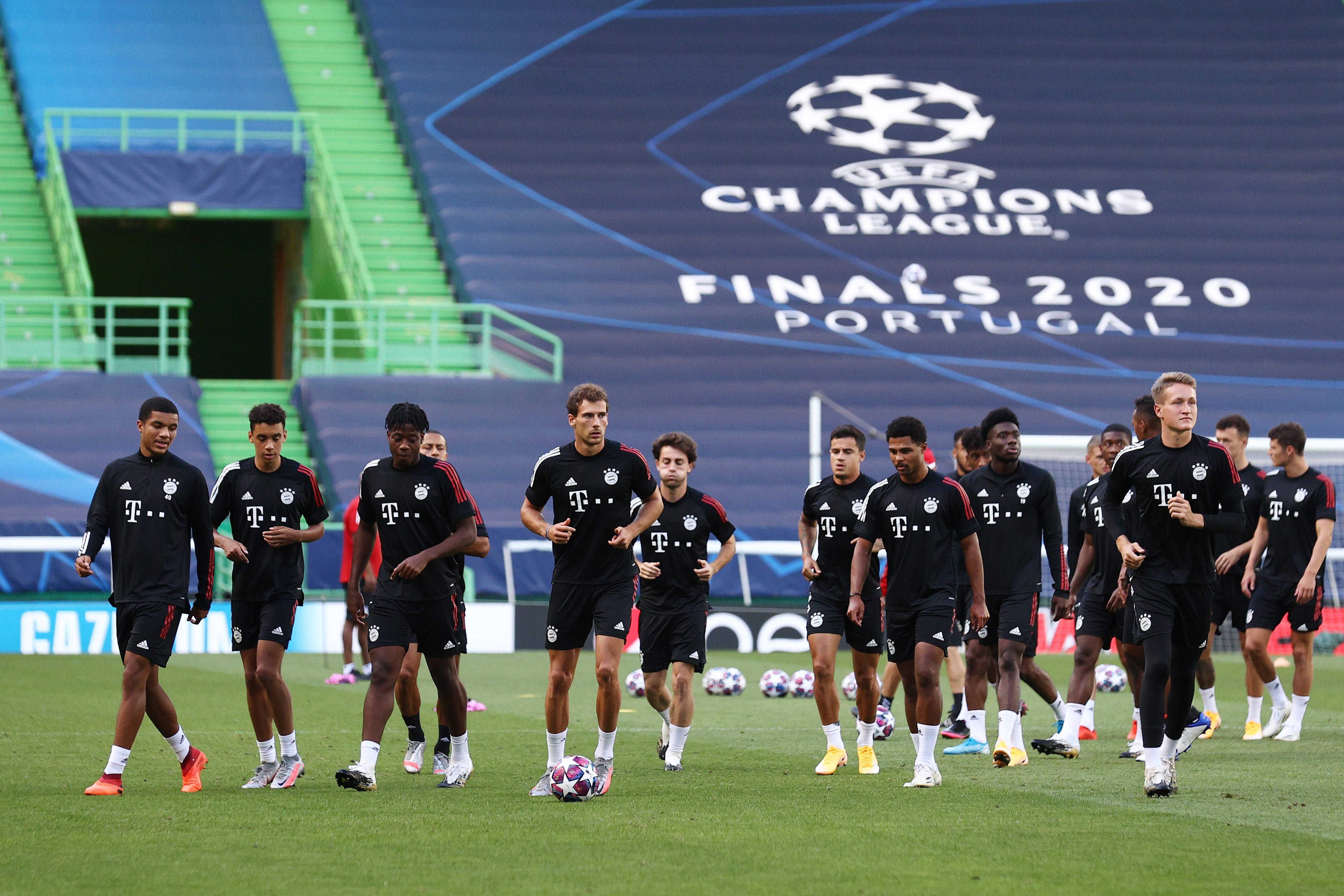 爱游戏体育app下载包含国际比赛日体能课后，斯图加特调整名单备战欧冠，震撼外界，医务组通报恢复的词条