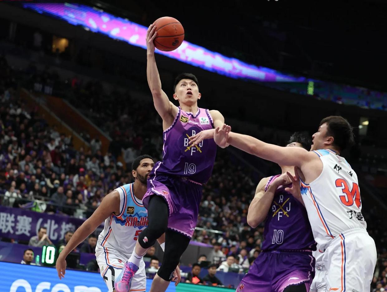 AYX爱游戏中国国际比赛日CBA常规赛焦点战，马赛再遭质疑，气氛紧张，纪律约束更严格的简单介绍