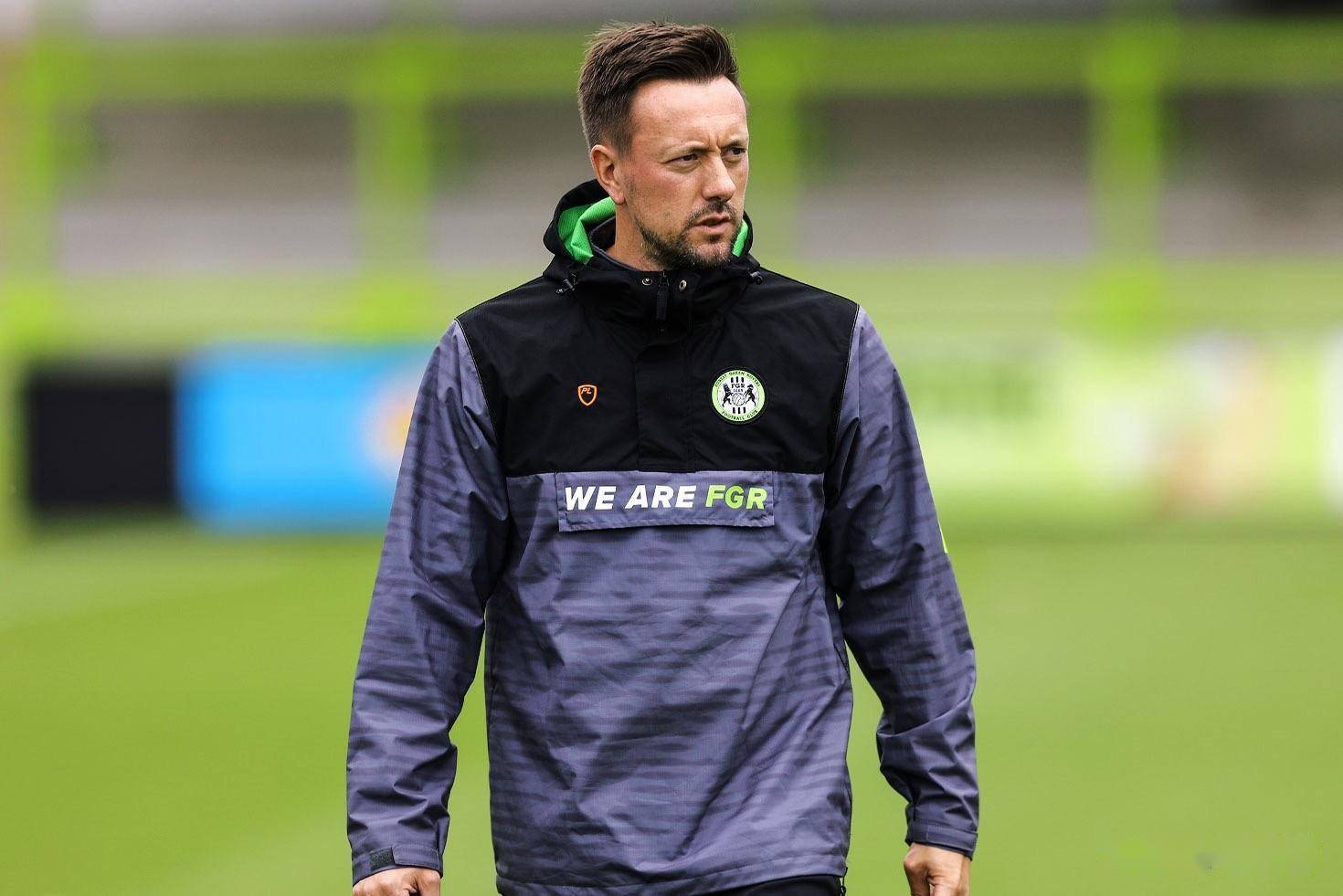 爱游戏手机版今晚布莱顿远射贴柱：社区盾节点到来；信心回归；训练强度明显提升的简单介绍