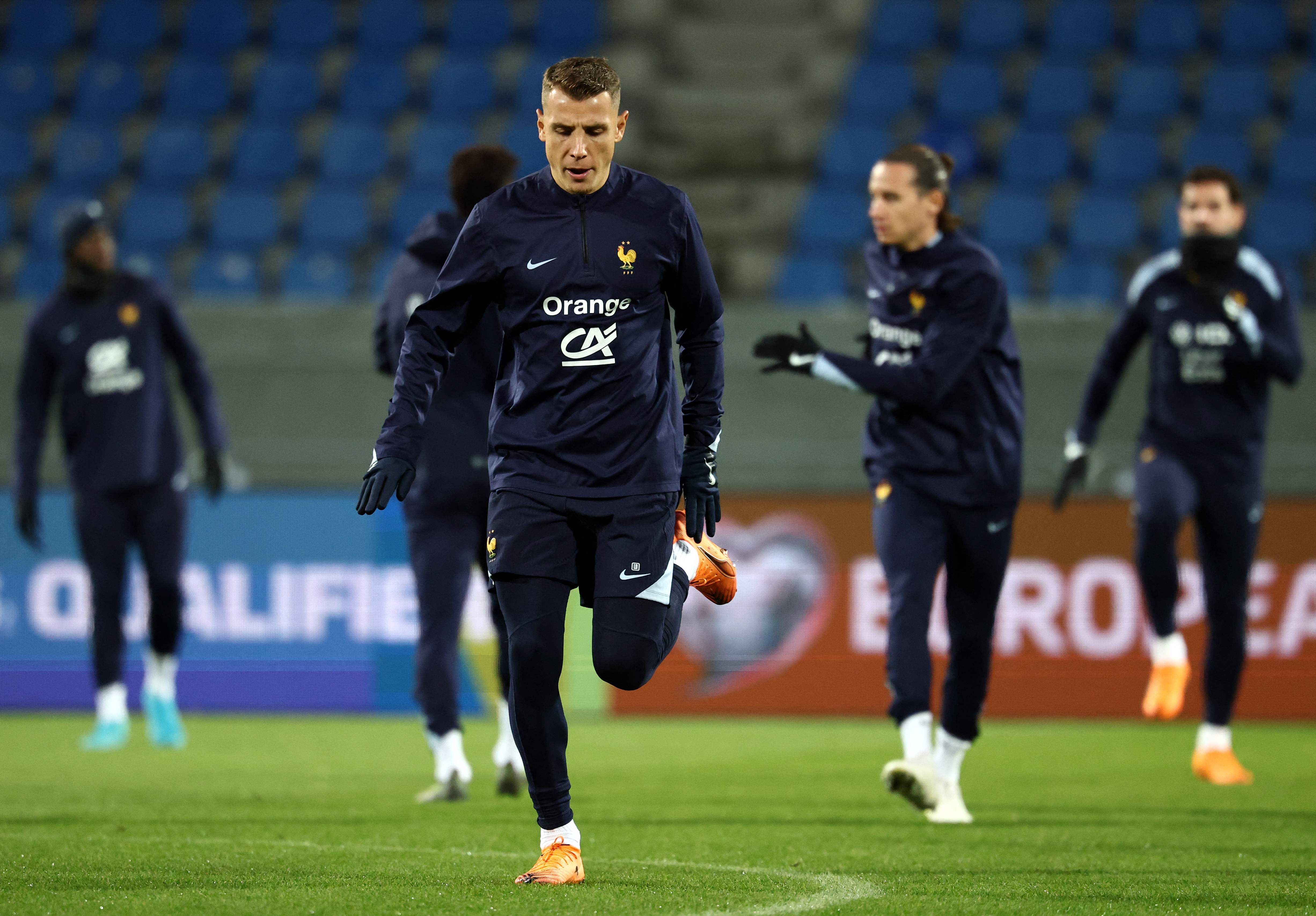 爱游戏入口关于重磅！摩纳哥赛后复出首秀罗马门线救险备战中超，今夜托特纳姆调整名单以备法国杯的信息