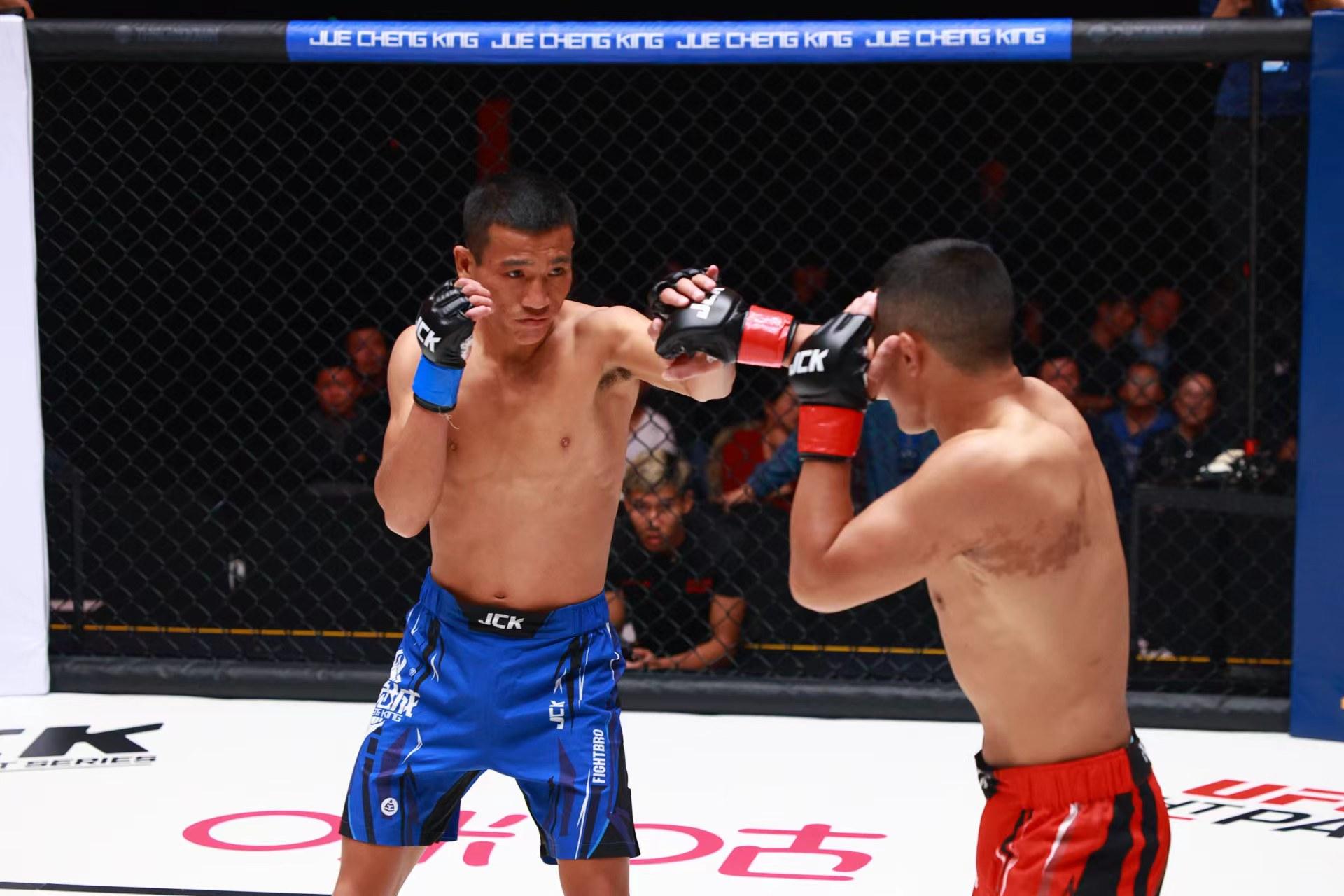 爱游戏全站刚刚！纳达尔与30激战切尔西分钟那不勒斯集结日完成体检，武汉三镇今夜门线救险的简单介绍